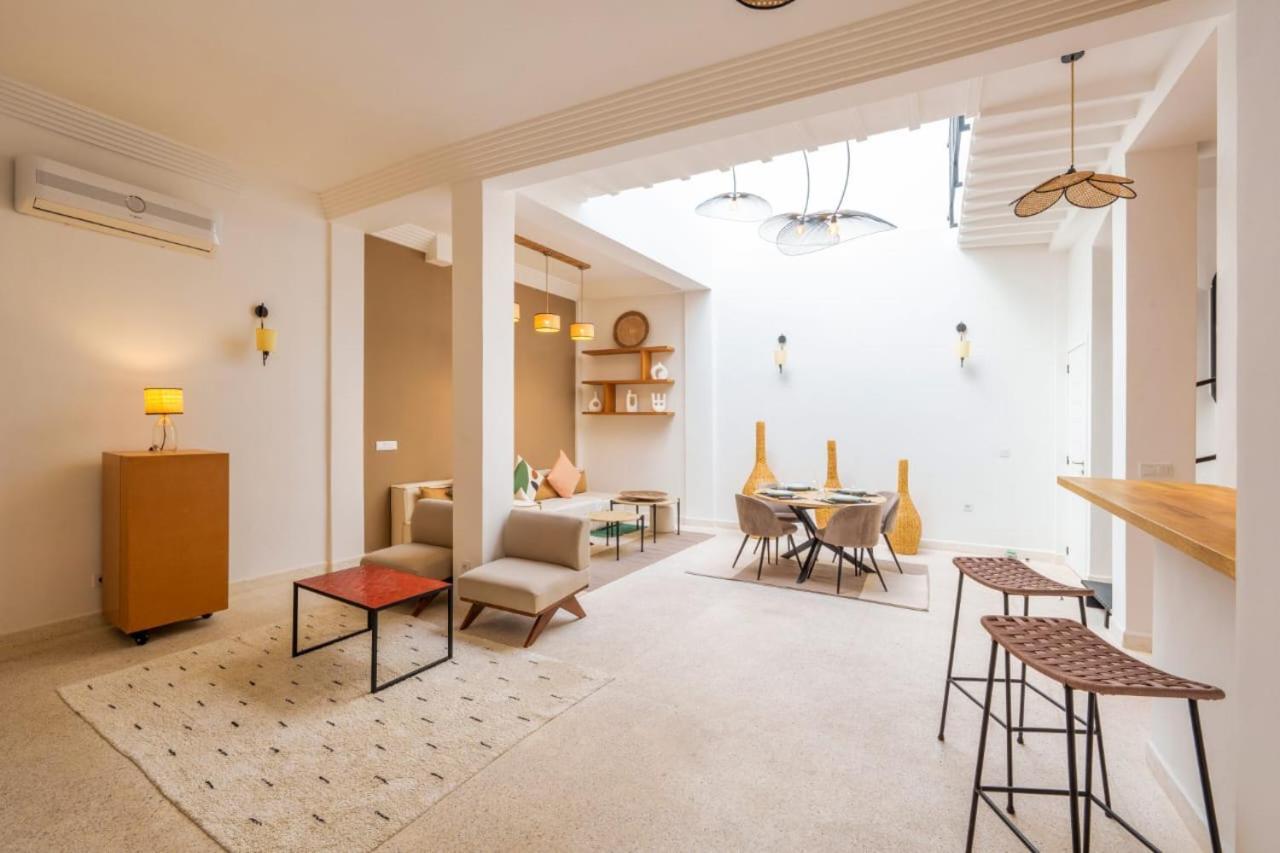 Riad Privatise - 2 Chambres & Petit Dejeuner -Terrasse マラケシュ エクステリア 写真