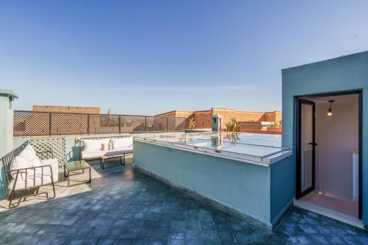 Riad Privatise - 2 Chambres & Petit Dejeuner -Terrasse マラケシュ エクステリア 写真